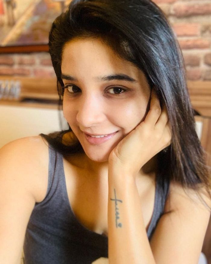 sakshi agarwal