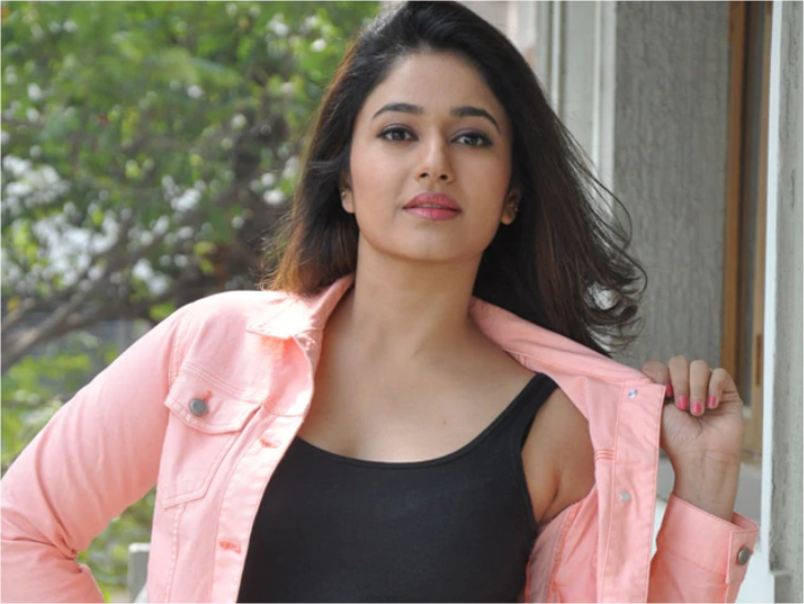 Poonam-Bajwa-tamil360newz