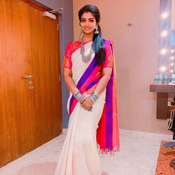 krithika-tamil360newz