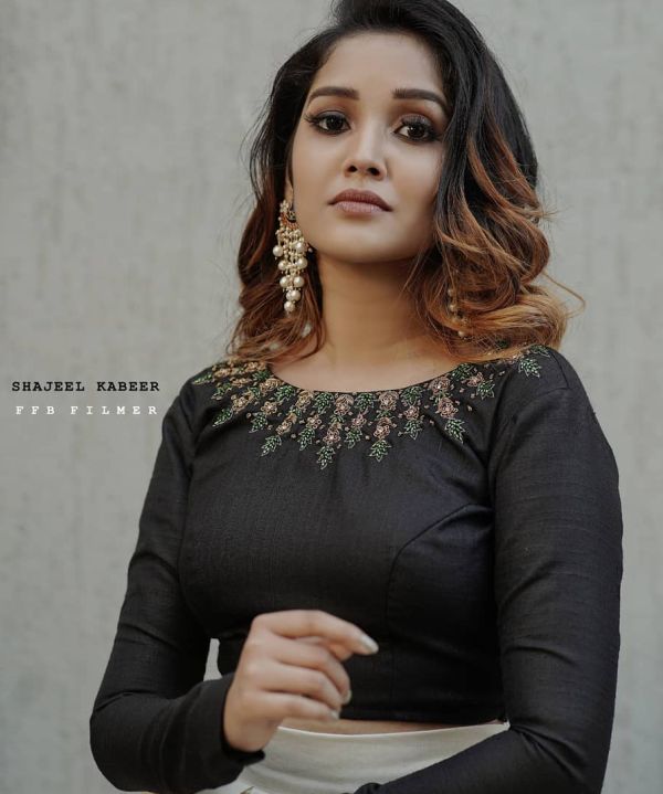 anikha 1-tamil360newz