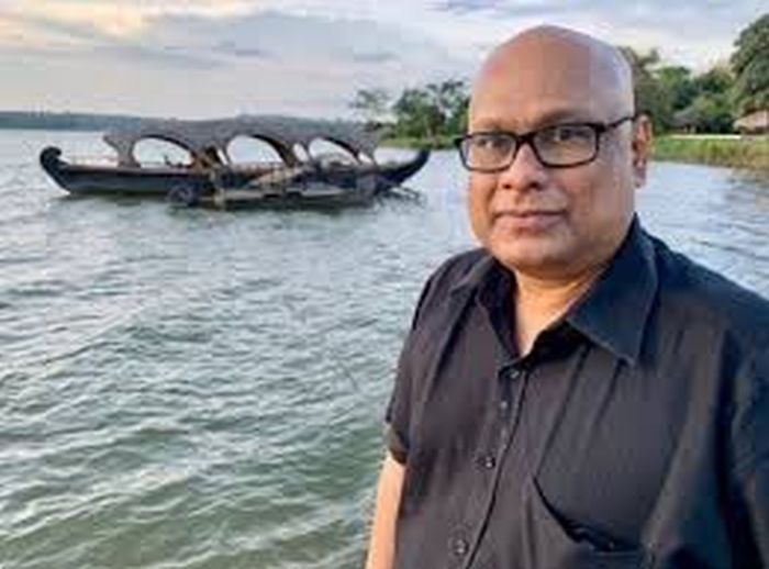 suresh chakrawarthy