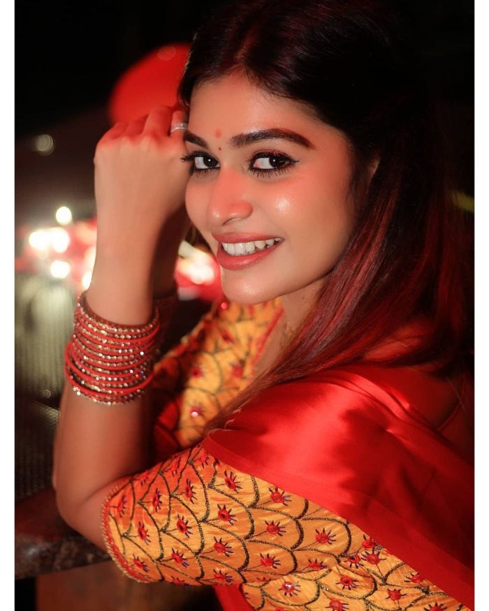 dharsha gupta