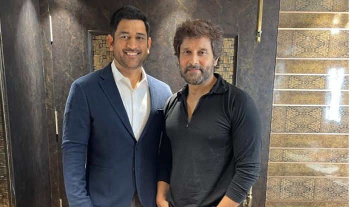 dhoni and vikram