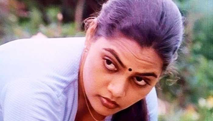 silk-smitha-1