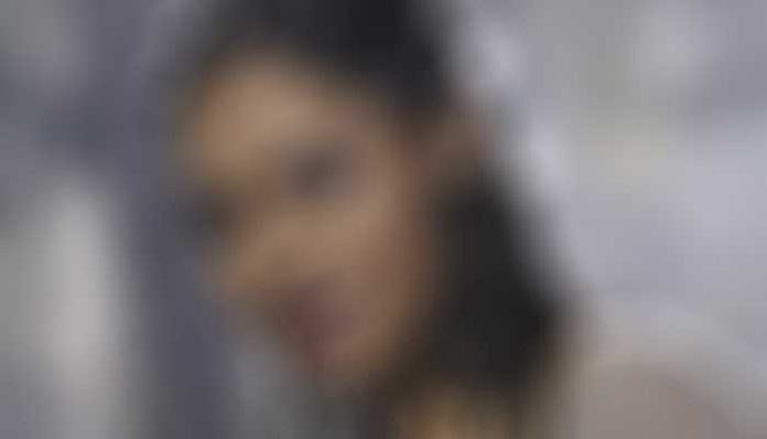actress