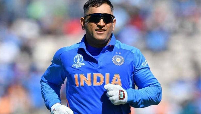 dhoni