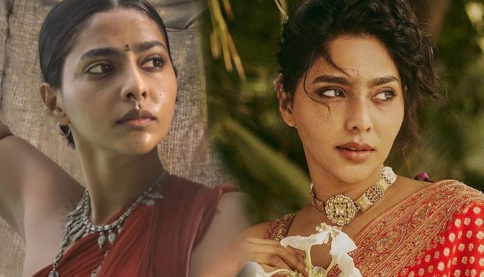 aishwariya-lakshmi